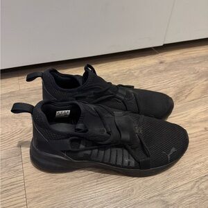 Puma Men's Black Sneakers